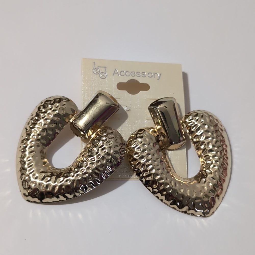 NWT Gold Metal Hammered Earrings
